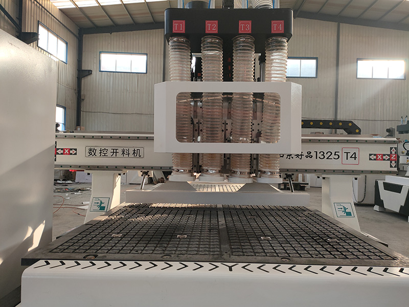 Four Process Cutting Machine